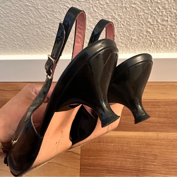 SALVATORE FERRAGAMO Cadmio Black Patent Leather Bow Kitten Heel Shoes Sz 7.5 AA - Picture 6 of 8